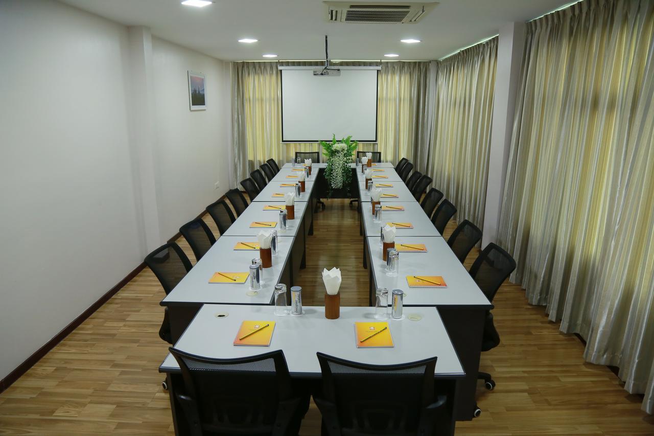 โรงแรมซินเซียร์ สไมล์ ย่างกุ้ง ภายนอก รูปภาพ