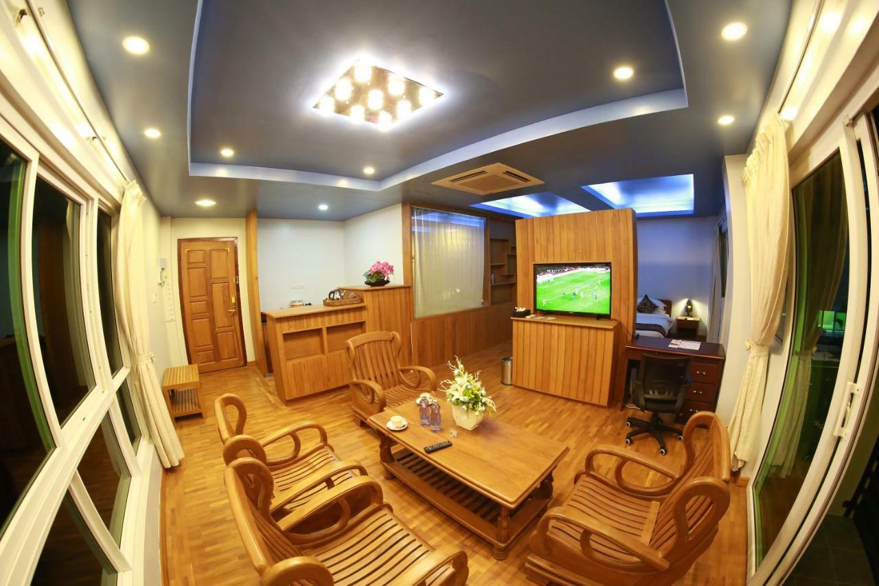 โรงแรมซินเซียร์ สไมล์ ย่างกุ้ง ภายนอก รูปภาพ